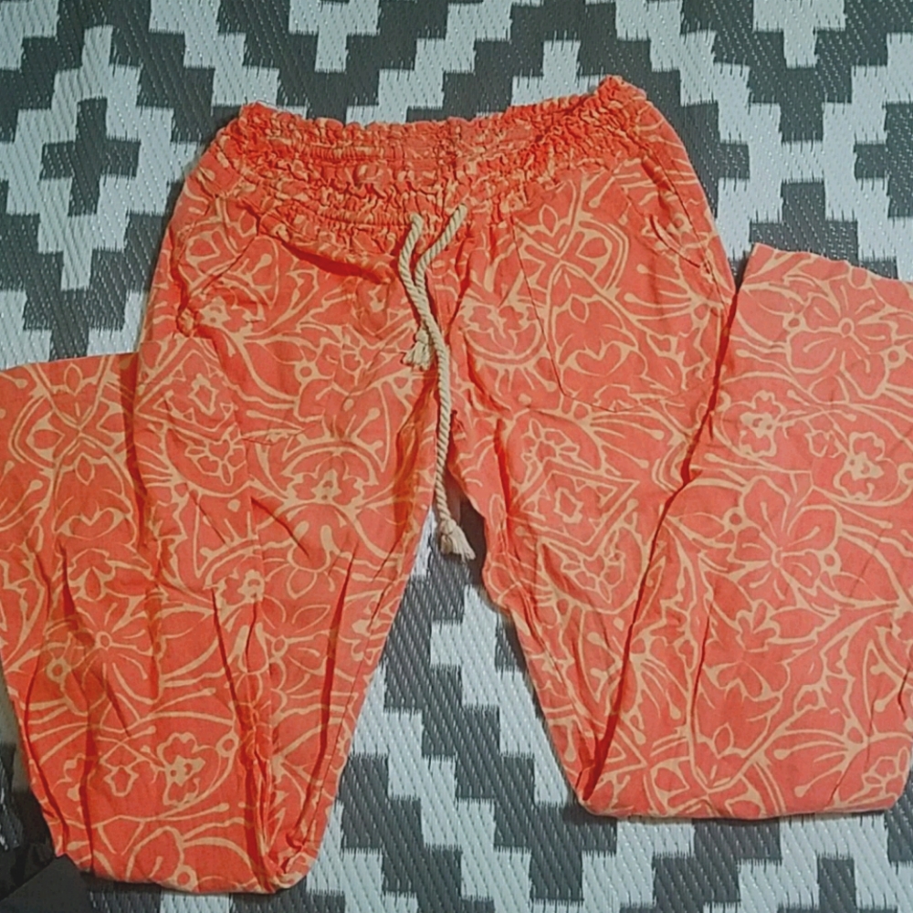 Roxy pants